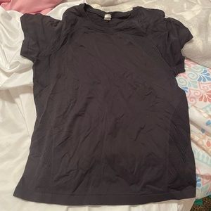 Women’s swiftly tech